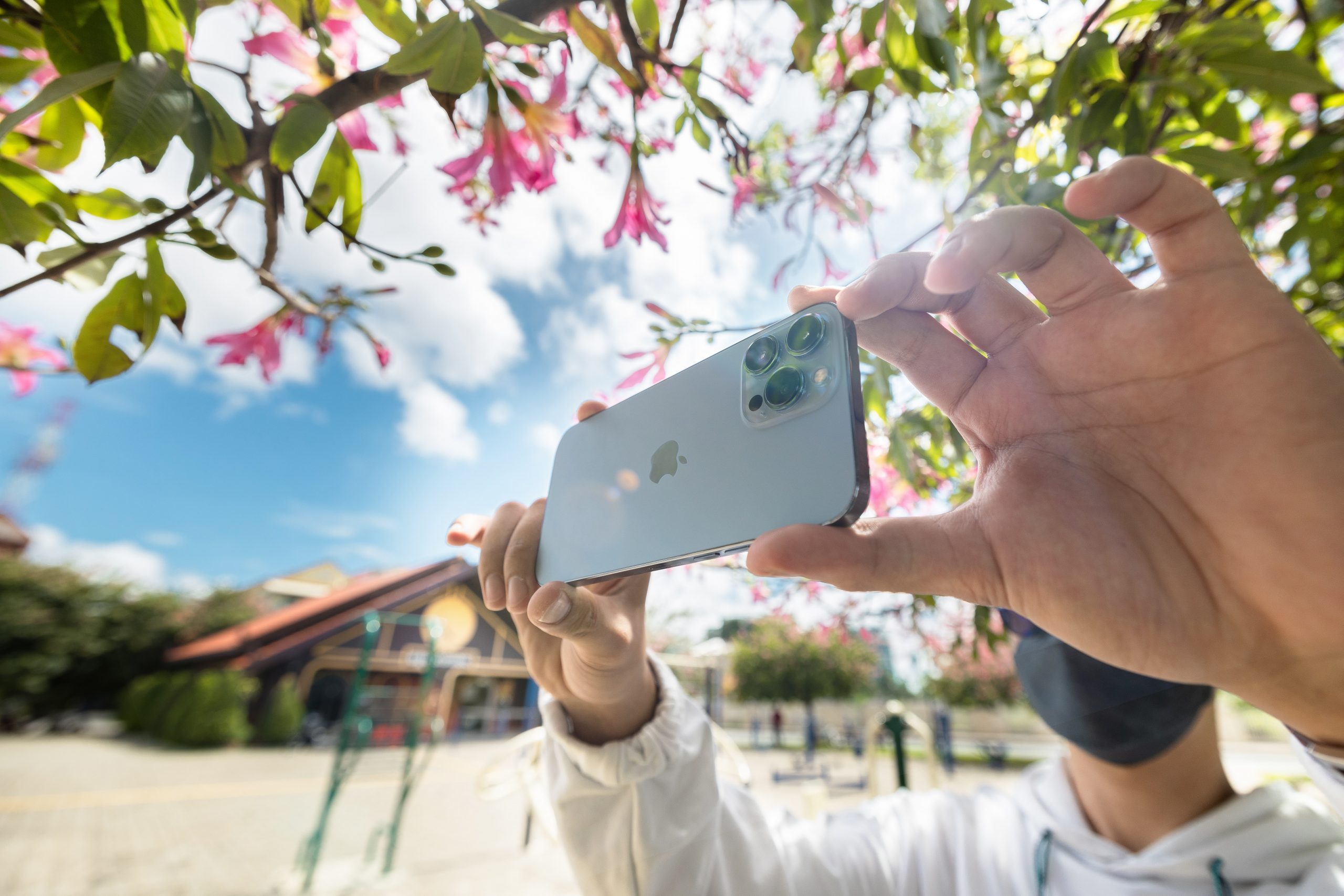 Сколько нужно памяти в iPhone 13, если вы много снимаете видео? - i-Store