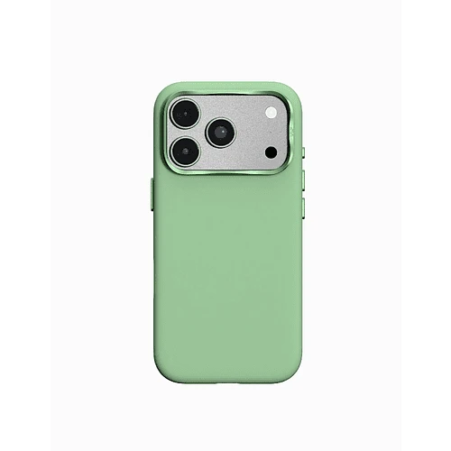 Чехол защитный VLP Aster Pro Case с MagSafe для iPhone 18 Pro, зеленый