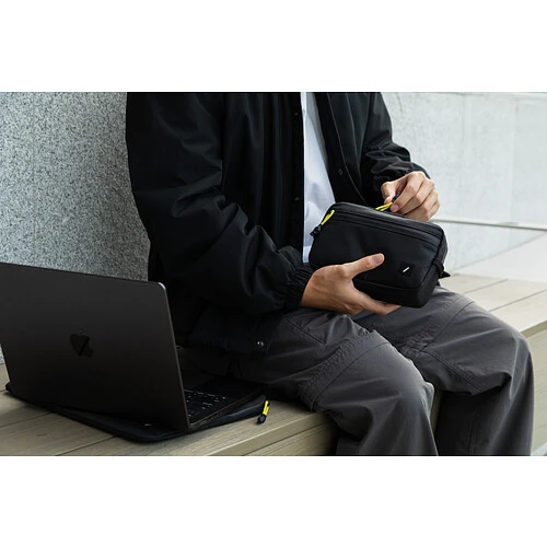 Органайзер NATIVE UNION ACTIVE ORGANISER для аксессуаров, цвет: черный