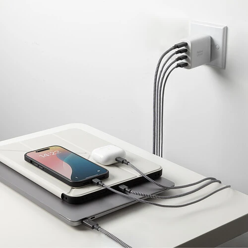 FAST GAN CHARGER PD 100W, сетевое зарядное устройство 100W,  разъёмы 3xUSB-C, 1xUSB-A . Цвет: белый