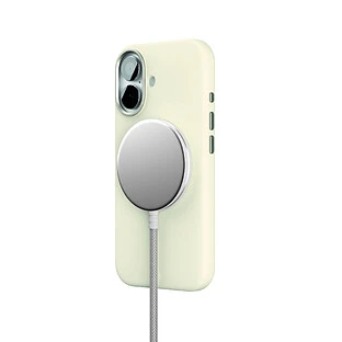 Чехол защитный VLP Aster Pro Case с MagSafe для iPhone 17, белый