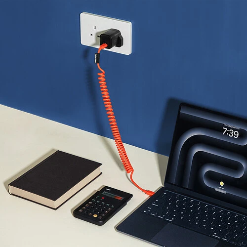 Кабель Native Union POP CABLE, кабель зарядный USB-C/USB-C, 60W, длина 1,2 м., цвет: ярко-красный