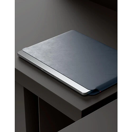 Чехол защитный VLP Velar Sleeve для MacBook Air (13.6") из экокожи, темно-синий