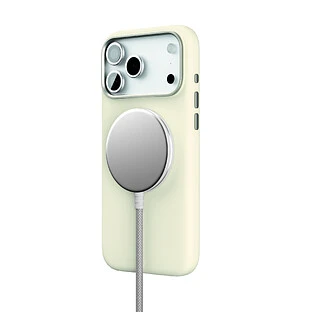 Чехол защитный VLP Aster Pro Case с MagSafe для iPhone 17 Pro Max, белый