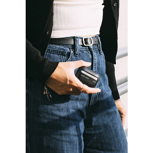 (RE)Classic CASE чехол защитный для AIRPODS PRO 2 кожанный, цвет: чёрный