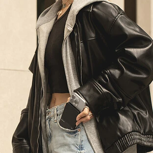 Внешний аккумулятор NATIVE UNION (Re) Classic Power Bank Magnetic Qi2, 5000mAh, цвет: черный