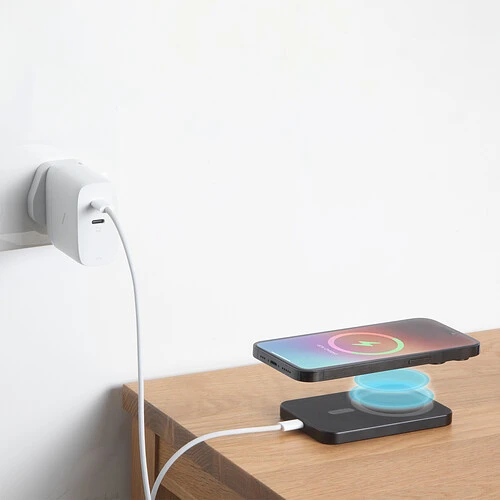 Внешний аккумулятор NATIVE UNION (Re) Classic Power Bank Magnetic Qi2, 5000mAh, цвет: черный