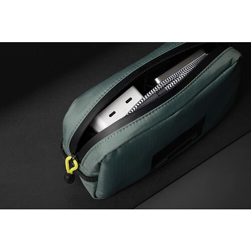 POCKET GAN CHARGER 100W, сетевое зарядное устройство 100W,  разъёмы 2хUSB-C. Цвет: белый