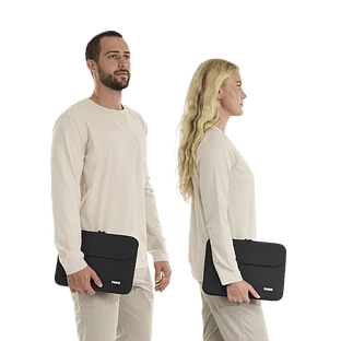 Чехол для ноутбука Thule Lithos Sleeve MacBook Air 15", черный, 3205458