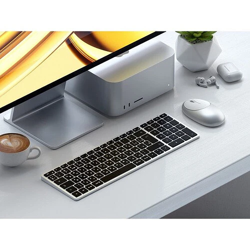 Клавиатура беспроводная Satechi Slim X2 Bluetooth Keyboard - русская раскладка. Цвет: серебристый