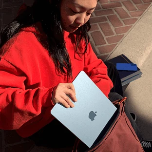 MacBook Air 13.6" M4 (10C CPU/10C GPU), 16GB, 512GB, Серебристый